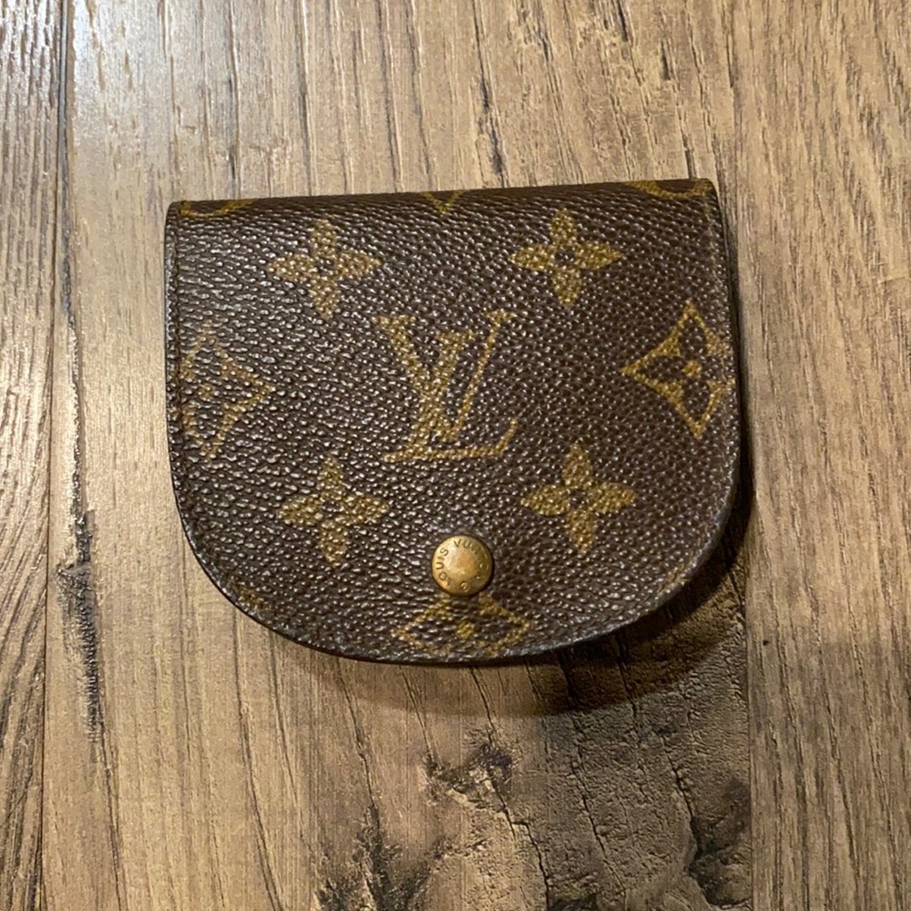 Louis Vuitton coin case